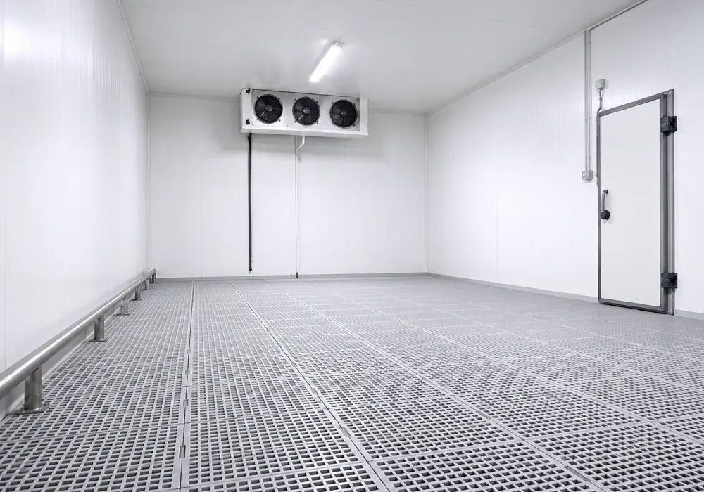 Cold room with durable GRP grating flooring